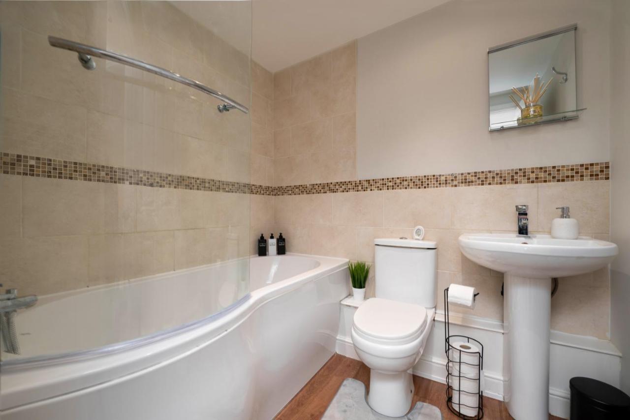 Stunning 3 Bed With Parking & Garden Market Rasen Exterior foto