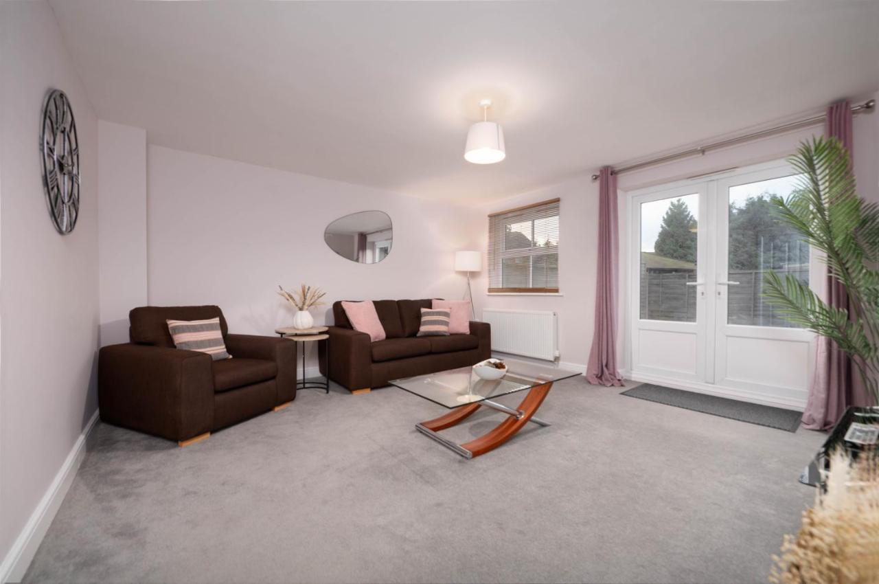 Stunning 3 Bed With Parking & Garden Market Rasen Exterior foto