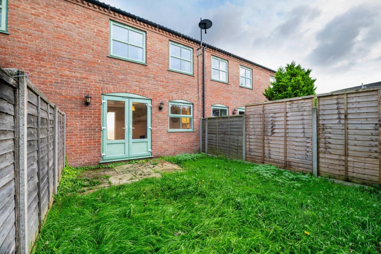 Stunning 3 Bed With Parking & Garden Market Rasen Exterior foto